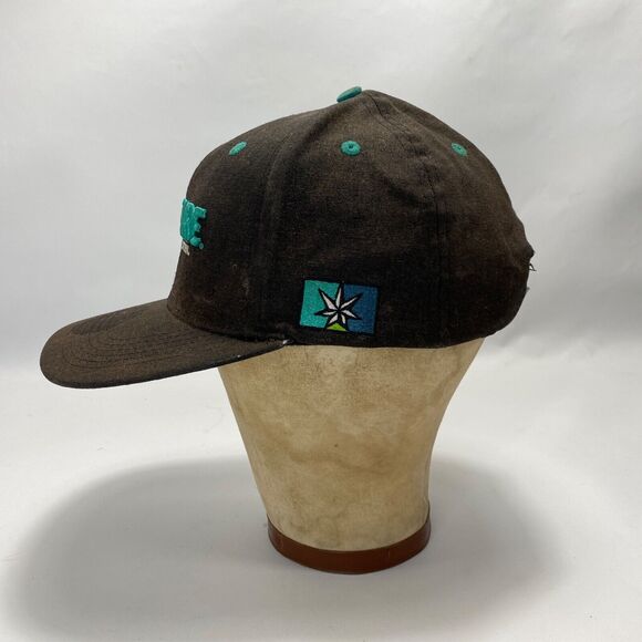 Hempire Mens Cap Hat Black Snap Back Embroidered Logo Chiefton Made of Hemp - Picture 3 of 9